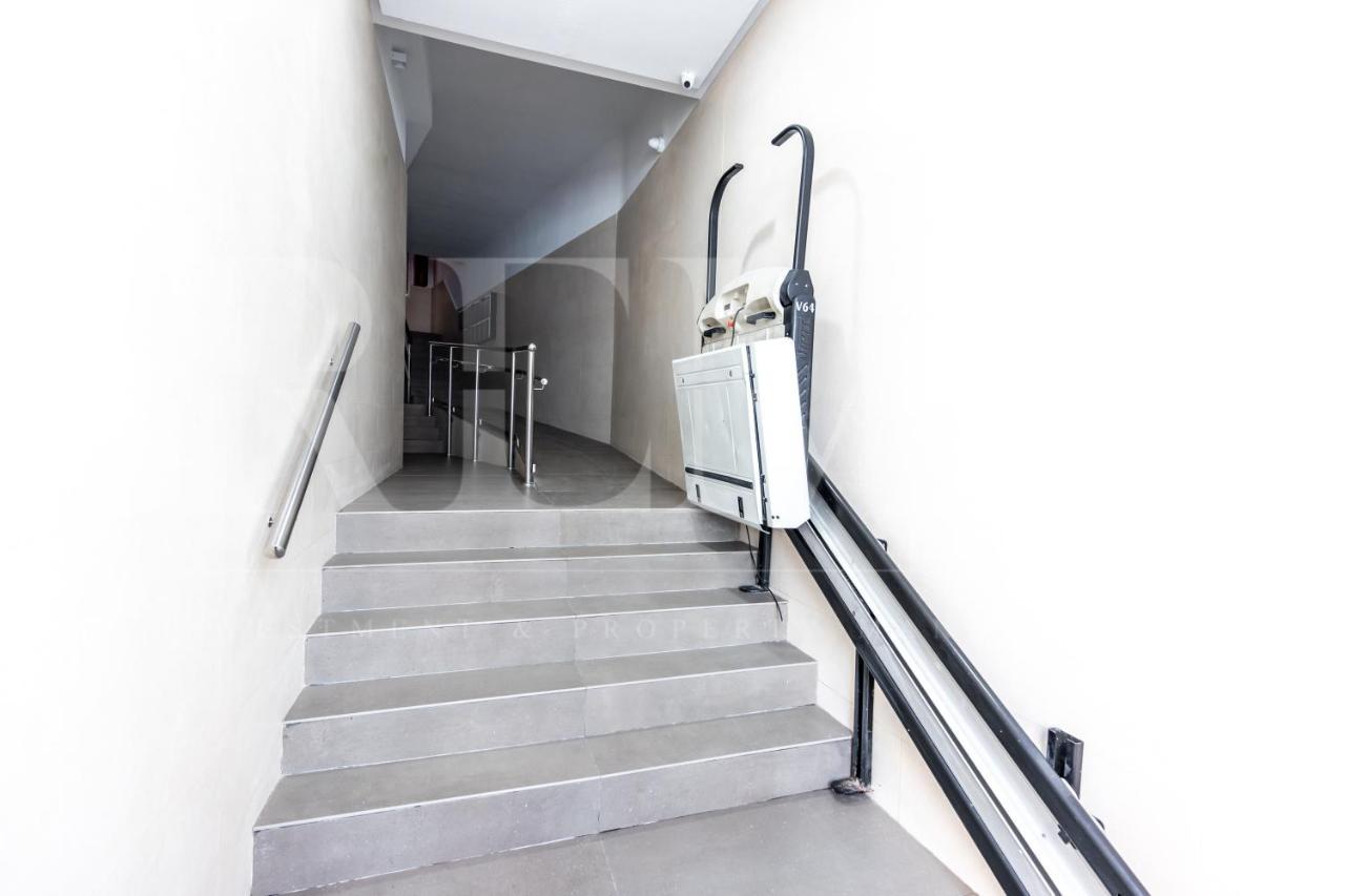 Modern Gem In Heart Of Malaga, Near Sights Rems Apartment Bagian luar foto