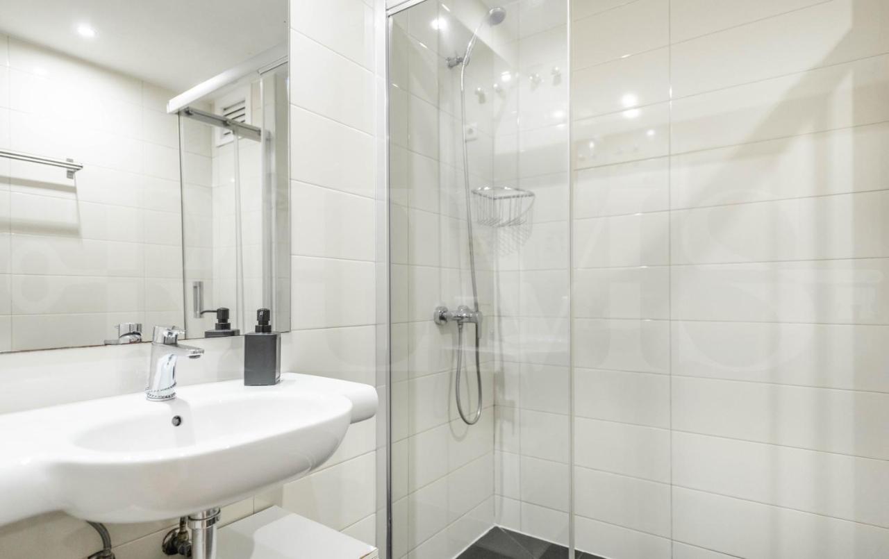 Modern Gem In Heart Of Malaga, Near Sights Rems Apartment Bagian luar foto